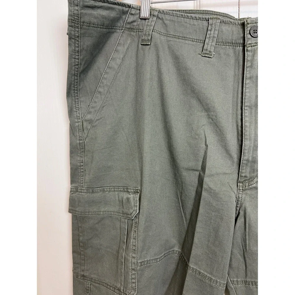 Wrangler Cargo Shorts Men 48 Green Relaxed Fit Natural Waist G6CXWOH Utility G18
